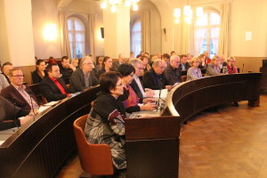 Hämeenlinnan kaupunginvaltuusto keskusteli maanantaina enemmän vain Turuntie 1:n remontin lainantakauksesta.