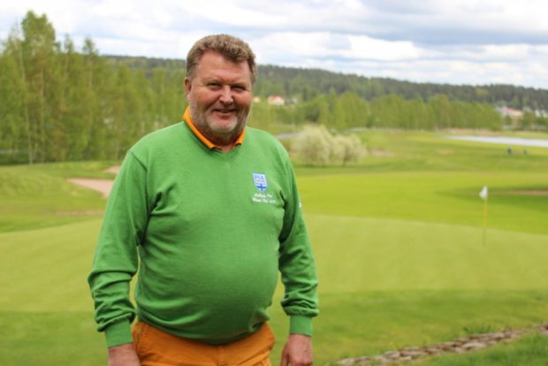 Hattula Golfin isäntä Retsi Riihimäelle tulee tänä syksynä täyteen kolme vuosikymmentä golfharrastusta.
