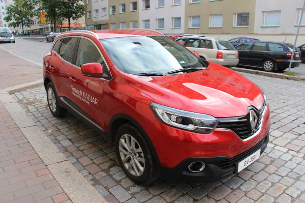 Renault Kadjarilla kelpaa kaarrella myös kaupungissa.