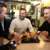 ReskaRaflat: Fontanas teki hypyn kebab-ravintolasta hampurilaisiin